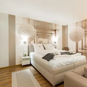 Downtown Residences - Ac,elevator,terrace , Budapeste Hungria